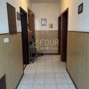 Kraljevica, 85m2, 2s+db, terasa