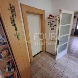 Kraljevica, 96.43m2, 3skl, lođa