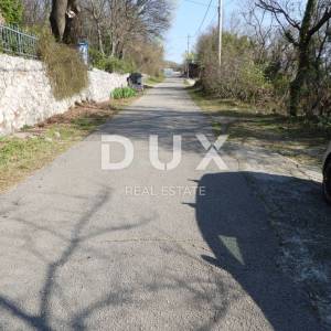 KRALJEVICA -građevinsko zemljište 1850m2 s pogledom na more za obiteljsku kuću / villu / apartmane / kuću za iznajmljivanje - o...