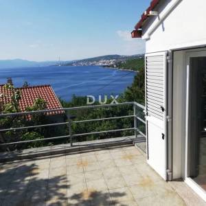 KRALJEVICA - kuća sa dva stana, drugi red do mora