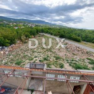 Kraljevica - Nezavršeni hostel, odlična prilika sa panoramskim pogledom, odmah do mora i spoja na autoput!