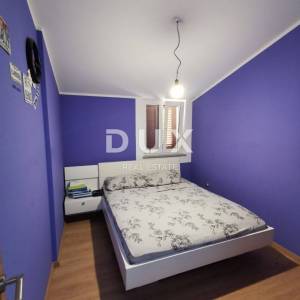 KRALJEVICA - Obiteljska kuća + građevinski teren (781 m2)