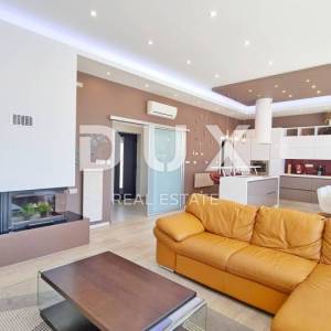 Kraljevica, Šmrika – Urbana vila s pogledom na more 