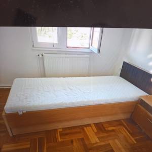 Krevet sa madracom