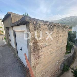 KRK, BAŠKA, DRAGA BAŠĆANSKA - samostojeća garaža + okućnica 3.85 km udaljena od mora! PRILIKA!