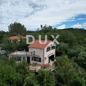 KRK, DOBRINJ - samostojeća kuća 135m2 s pogledom na more + okoliš 150m2