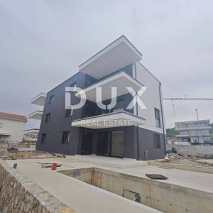 KRK - Ekskluzivan apartman s bazenom!