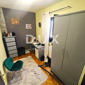 KRK, MALINSKA - Dvosobni apartman, garaža, okućnica, 350 metara od mora!