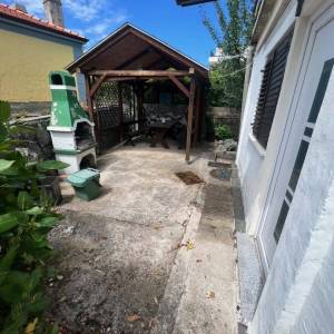 KRK (OKOLICA) - Prizemna etaža kuće (2 apartmana) sa vrtom