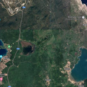 KRK, OMIŠALJ - ZEMLJIŠTE 1.496 m2 - 2 KM DO MORA!!! PRILIKA!!!