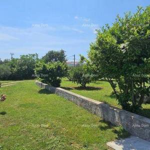KRNICA - Prodaje se građevinsko zemljište 1070 m2