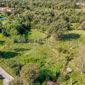 Kršan, mješovito zemljište 5.879 m2 u mirnoj zoni