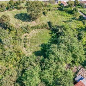 Kršan, mješovito zemljište 5.879 m2 u mirnoj zoni