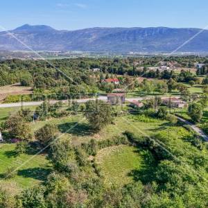 Kršan, mješovito zemljište 5.879 m2 u mirnoj zoni