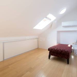 K.Štafilić, dvoetažan stan cca. 80m2, 150m od mora