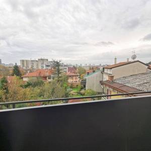 Kuća, 4 stana, parking, garaža, kod Petrove