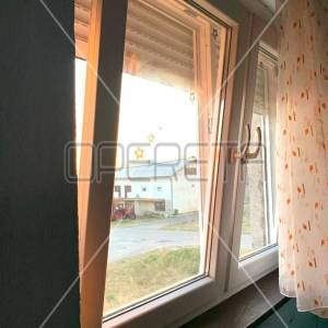 Kuća 95 m2 i parcela 792 m2, Lika, Udbina
