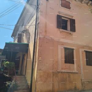 Kuća, centar Buja, 106 m²