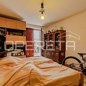Kuća na atraktivnoj lokaciji, 240 m2, Lumbarda, otok Korčula