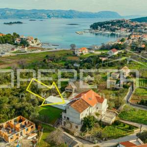 Kuća na atraktivnoj lokaciji, 240 m2, Lumbarda, otok Korčula