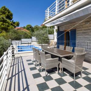 Kuća na atraktivnoj lokaciji s pogledmo na more, Splitska, otok Brač