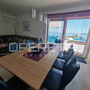 Kuća prvi red do mora s panoramskim pogledom