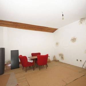 Kuća (roh-bau) u Samoboru