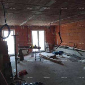 Kuća s apartmanima u Fažani