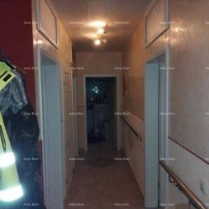 Kuća s apartmanima u Fažani