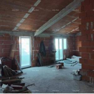 Kuća s apartmanima u Fažani
