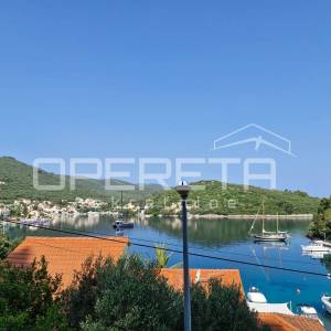 Kuća s bazenom u blizini mora i grada Korčule – Žrnovska Banja