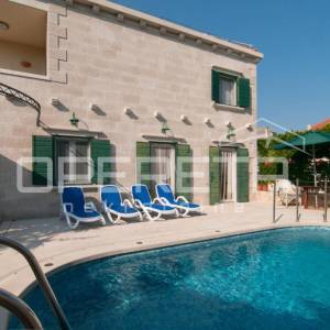 Kuća s pogledom na more, bazen, sauna, Mirca, Brač