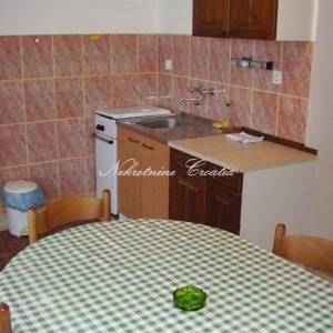  Kuća sa 6 apartmana! 