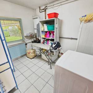 Kuća sa uhodanim poslovnim prostorom!