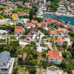 Kuća u Splitskoj na Braču, spoj prirode, komfora i pogleda na more