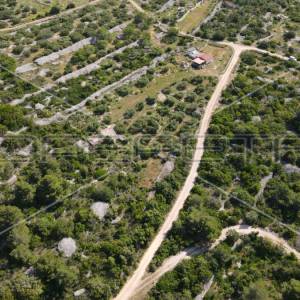 Kuća Vis, 38+25m2, imanje 6.888m2