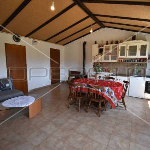 Kuća Vis, 38+25m2, imanje 6.888m2