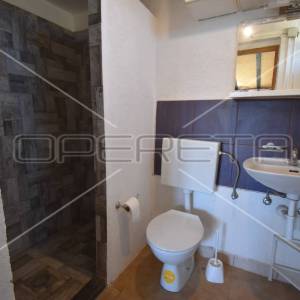 Kuća Vis, 38+25m2, imanje 6.888m2