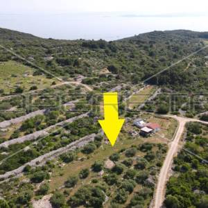Kuća Vis, 38+25m2, imanje 6.888m2