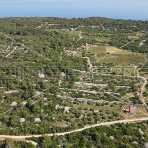 Kuća Vis, 38+25m2, imanje 6.888m2