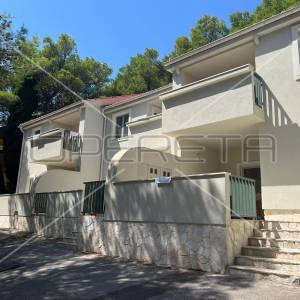 KUKLJICA, OTOK UGLJAN (OKOLICA ZADRA), novouredjeni apartmani