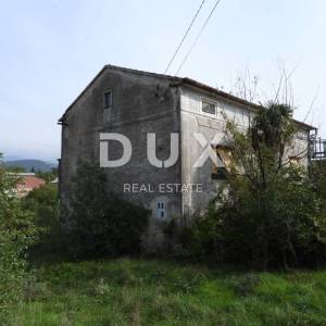 KUKULJANOVO, ČAVLE- starina 200m2 + građevinsko zemljište 11500m2 u industrijskoj zoni (namjena: trgovačka, zanatska, industrij...