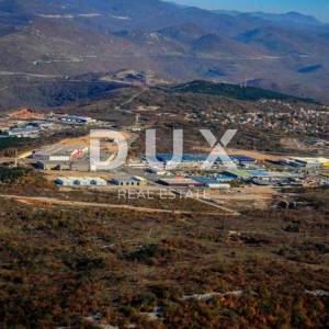 KUKULJANOVO INDUSTRIJSKA ZONA - građevinsko zemljište 5670m2 uz glavnu cestu za poslovni prostor / halu