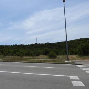 KUKULJANOVO INDUSTRIJSKA ZONA - građevinski teren 4570m2 za halu / poslovnu zgradu