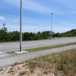 KUKULJANOVO INDUSTRIJSKA ZONA - građevinski teren 4570m2 za halu / poslovnu zgradu