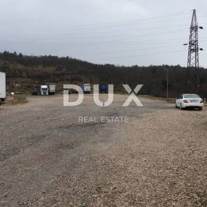 KUKULJANOVO- zemljište 5100m2 (cca 1500m2 građevinsko) za stambenu ili komercijalnu namjenu