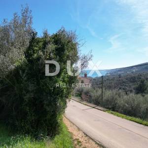 LABIN, SVETA MARINA- građevinsko zemljište 500m2 s pogledom na more i idejnim projektom