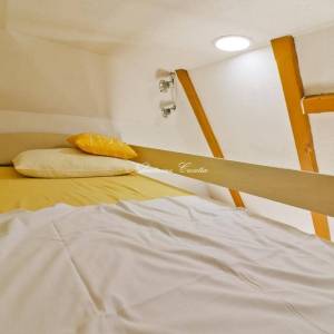 Ladanjska vila sa bazenom, mogućnost dugoročnog ili dnevnog najma! 
