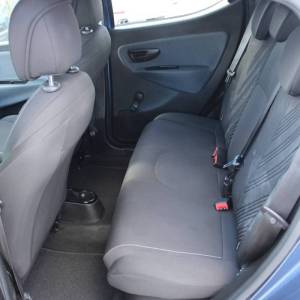 Lancia Y 1.0 Hybrid