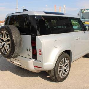 Land Rover Defender 3.0 D6 250 90XS Edition AWD *PANORAMA,NAVIGACIJA*